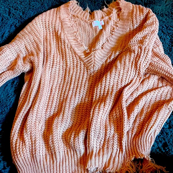 Like new pink lily distressed sweater - Picture 1 of 2